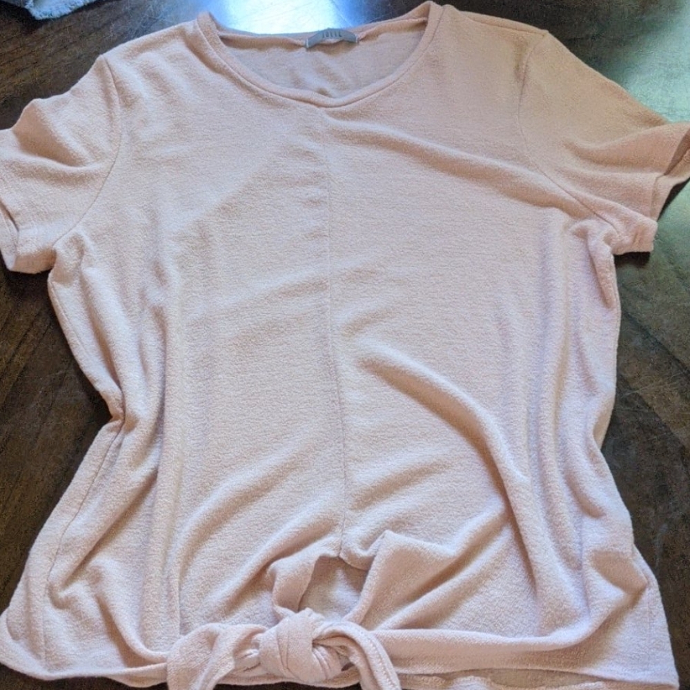 Jolie pink tie top